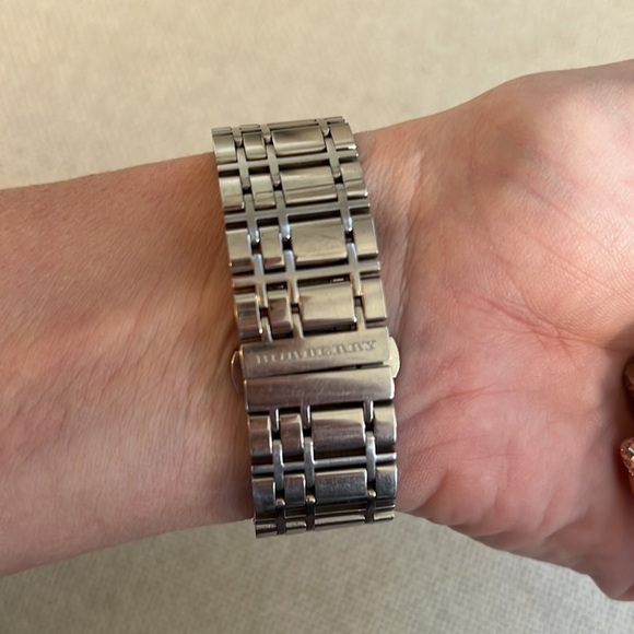 Burberry Watch BU1350 - Picture 3 of 8